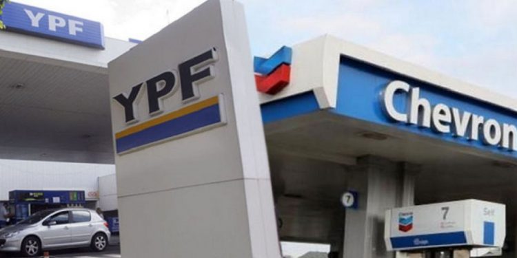 YPF entregará a la Justicia un acuerdo que firmó con Chevron