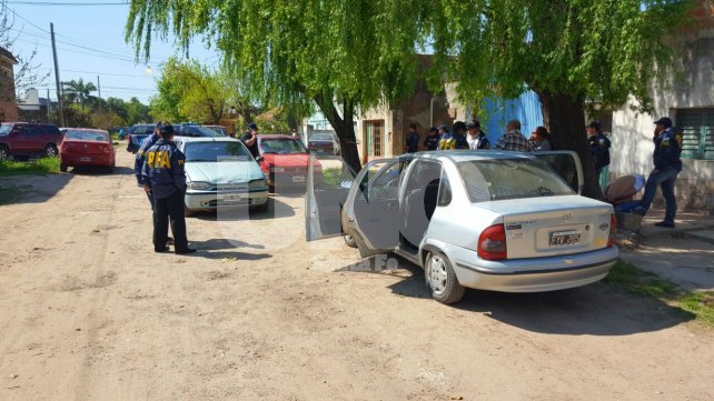Cayó un policía en actividad con cocaína fraccionada para venta y consumo