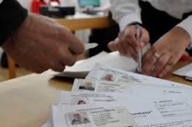 Aprueban la eliminación del trámite para renovar el carnet