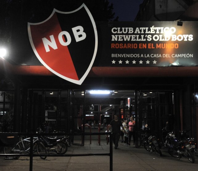 Arrojaron un explosivo en la sede de Newell's
