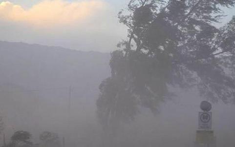 Alerta por vientos de hasta 100 km por hora 