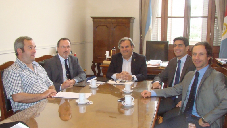 El Colegio de abogados se suma al debate