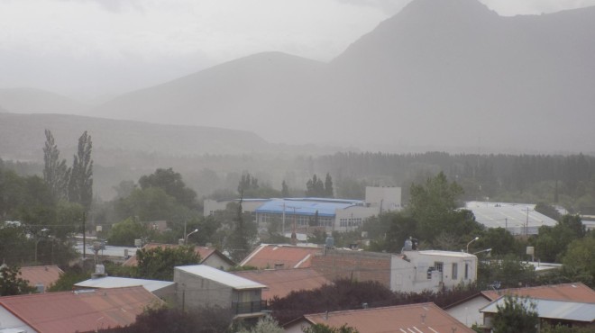 Alerta por vientos intensos en zonas cordilleranas