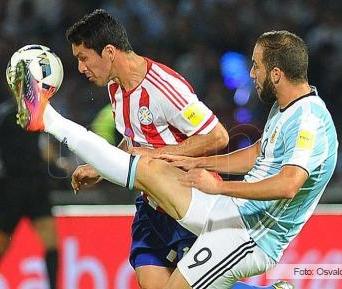 Argentina perdió ante Paraguay y sigue en zona de repechaje