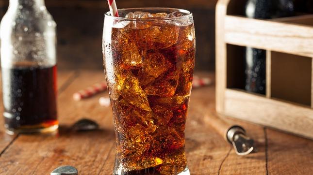 Quieren penalizar con impuestos a las bebidas azucaradas