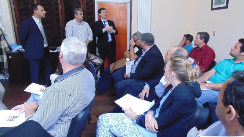 Se presentó el programa “Santa Fe con renovables”