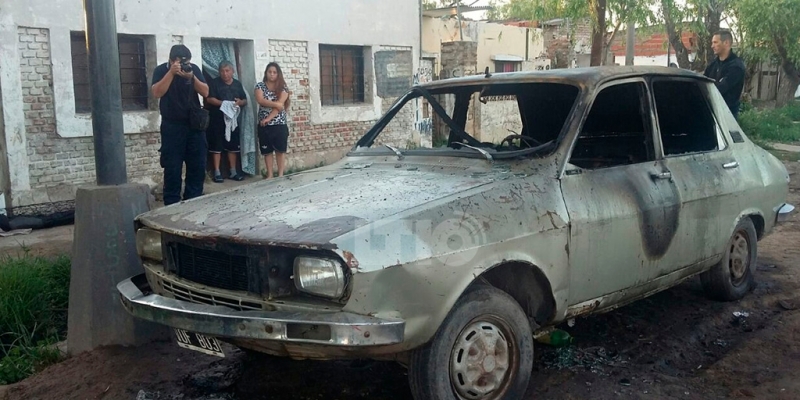 Quemaron un nuevo auto en el oeste de la ciudad