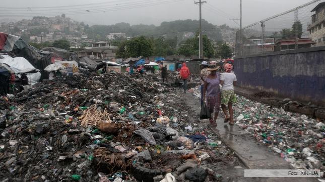 La misión de la ONU se quedará seis meses más en Haití