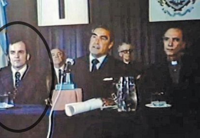 Nombran en la Coneau a un ex rector que condecoró a Massera