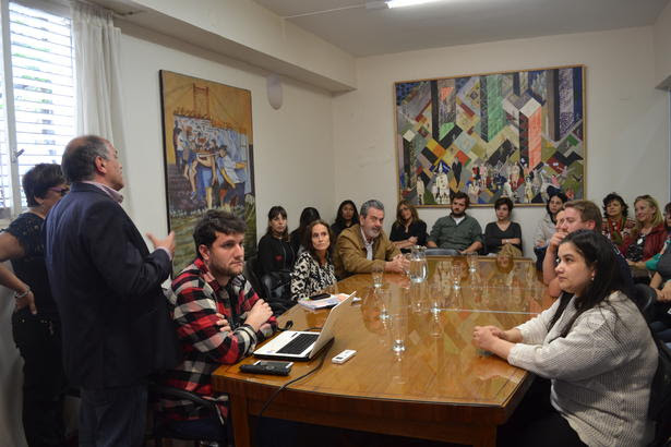 Profesionales debatieron sobre Embarazo y Sexualidad adolescente