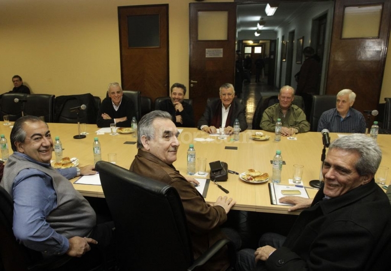 La CGT vuelve a reunirse con el Gobierno 