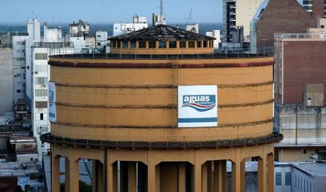Duras críticas al pedido de Assa de subir 89% la tarifa