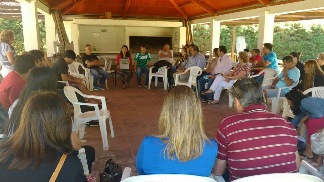 Vecinos de la costa se reunieron nuevamente para pedir la defensa oeste