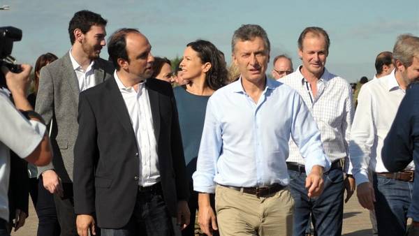 Macri visita Santa Fe y Reconquista