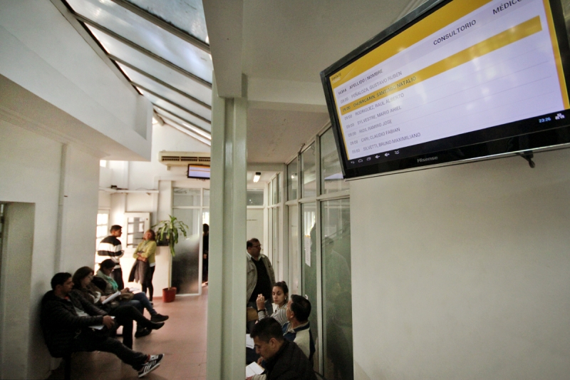 Dos Centros de Distrito se suman al trámite con turnos por la web