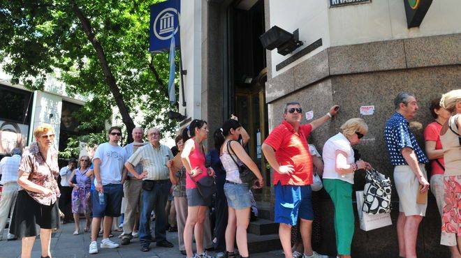Hasta 500 mil pesos de multa por esperas de más de 30 minutos