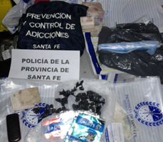 Personal de drogas secuestró cocaína fraccionada 