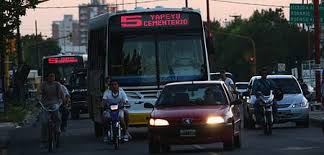 Desvíos de colectivos por obras en la ciudad