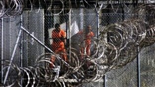 El Congreso aprobó parcialmente prohibir el cierre de Guantánamo