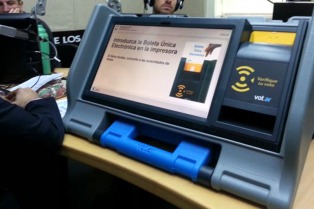 El Gobierno aspira a sancionar la reforma electoral en marzo