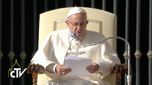 Francisco se reunió con su consejo asesor para la reforma de la Curia