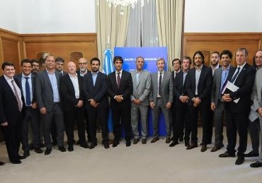 Ganancias: El Gobierno acordó con 21 provincias posponer el tratammiento