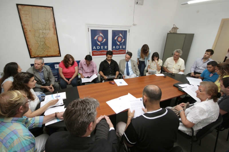 ADER entregó créditos a nueve emprendedores de la región