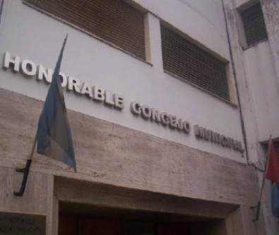 El Concejo debate el endeudamiento pedido por Corral