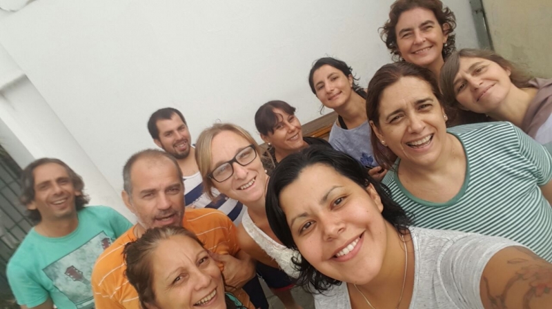 Entregaron cajas navideñas a personas necesitadas