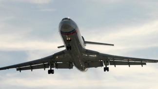 Encuentran once cuerpos del avión ruso estrellado