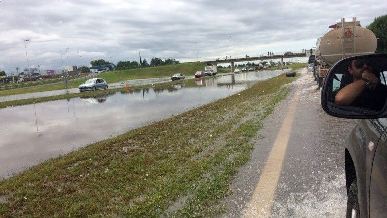 Mejora la situación en las rutas y evacuados regresan a sus casas