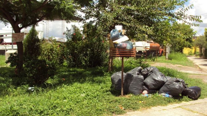 Solicitan que se eliminen micro basurales de la vía pública