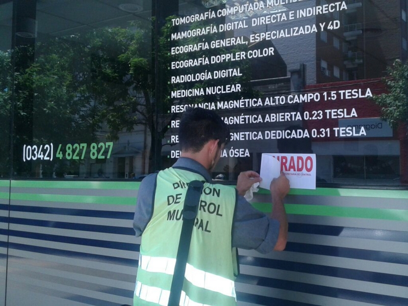 Dos institutos médicos clausurados por mezclar residuos urbanos y patológicos