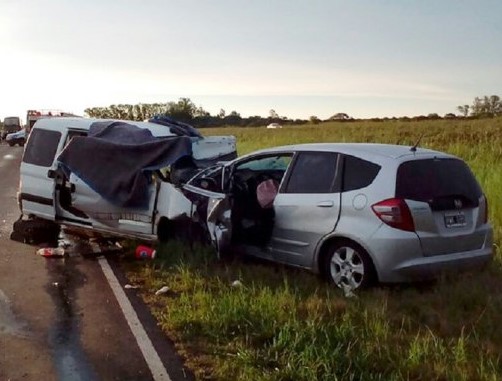 Entre Ríos: choque fatal dejó cuatro muertos