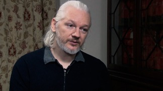 Assange está dispuesto a ser extraditado a EEUU si indultan a Manning