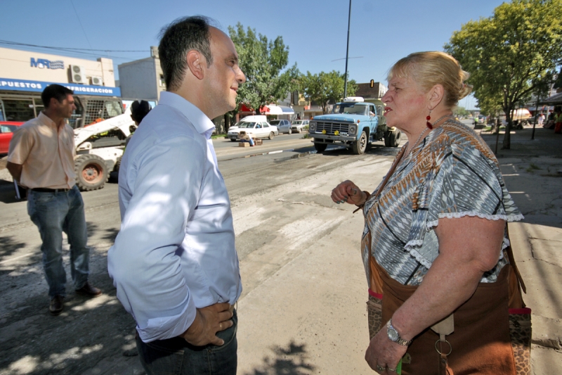Corral supervisó las tareas de bacheo