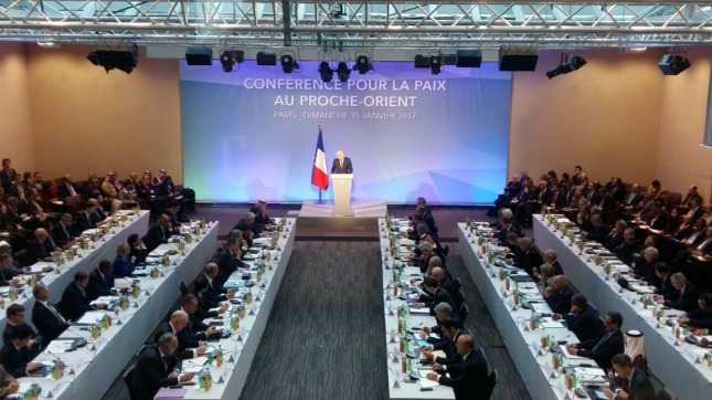 Ministro francés llama a palestinos e israelíes a reanudar el diálogo