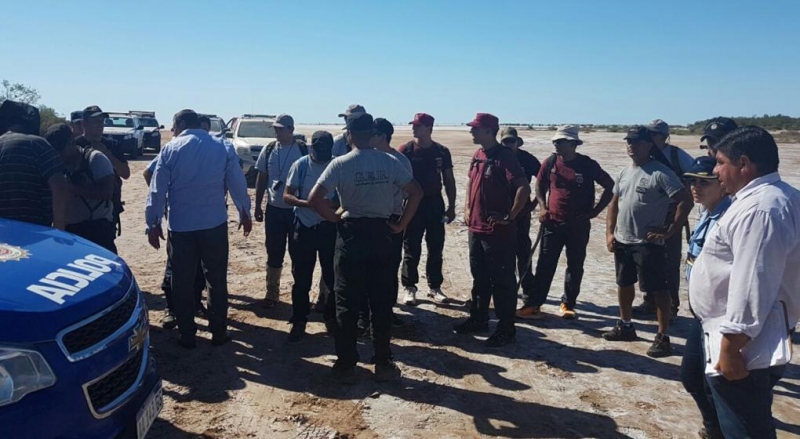 Hallan muerta a una mujer y buscan a su esposo