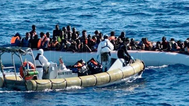 Al menos 180 muertos en el naufragio frente a las costas de Libia