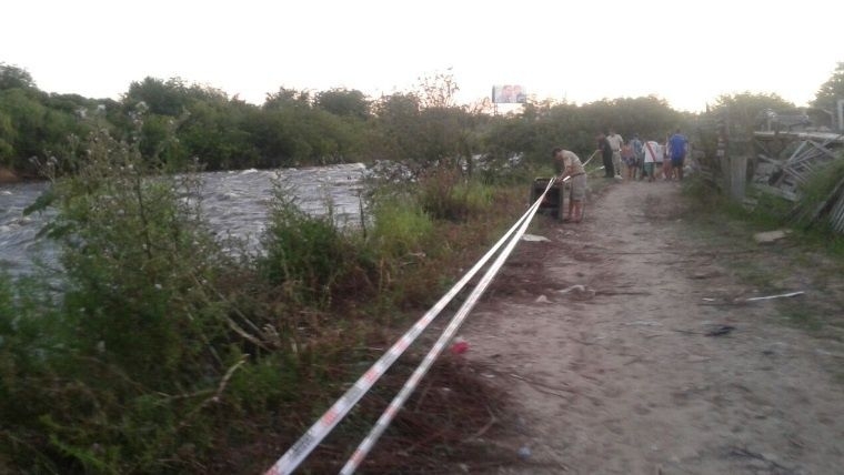 Buscan a un joven que se tiró al arroyo Saladillo