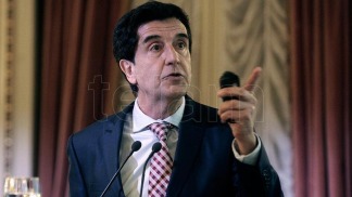 Con elogios, el Gobierno oficializó la renuncia de Melconian