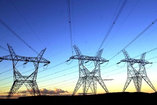 El Gobierno anunciará la semana próxima el aumento de tarifas eléctricas
