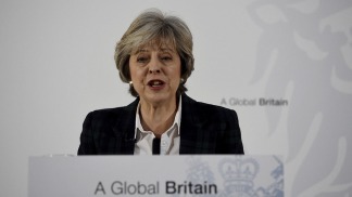 May activará el Brexit el 9 de marzo, según un diario