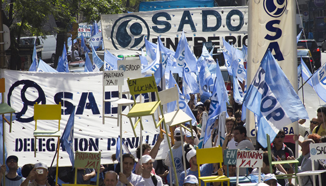 Críticas por la demora del inicio de paritarias