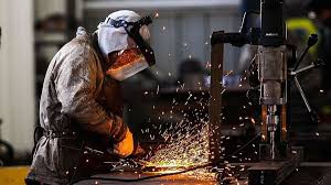 La industria cerró el año pasado con una caída de 4,4%