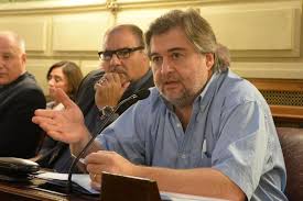 Mirabella pide explicaciones por la falta de control