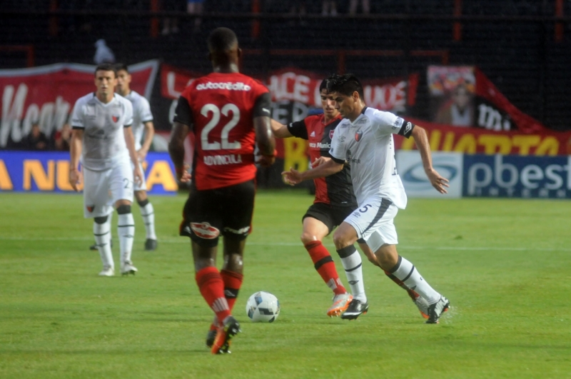 COLÓN RINDE EXAMEN EN EL COLOSO MARCELO BIELSA