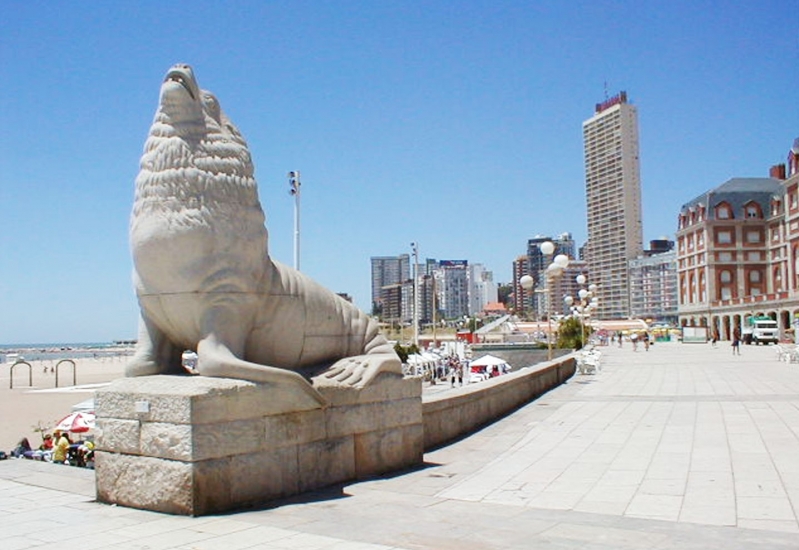 Cayó en Mar del Plata la banda de Jorge Luis Borges