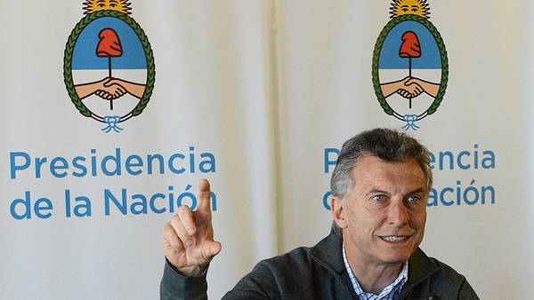 Macri va por primera vez como presidente a San Luis para inaugurar una planta cloacal