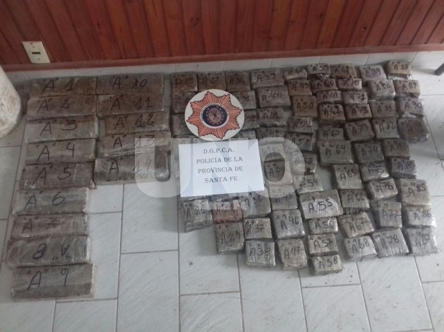 Secuestraron 30 kilos de marihuana y apresaron a dos narcotraficantes